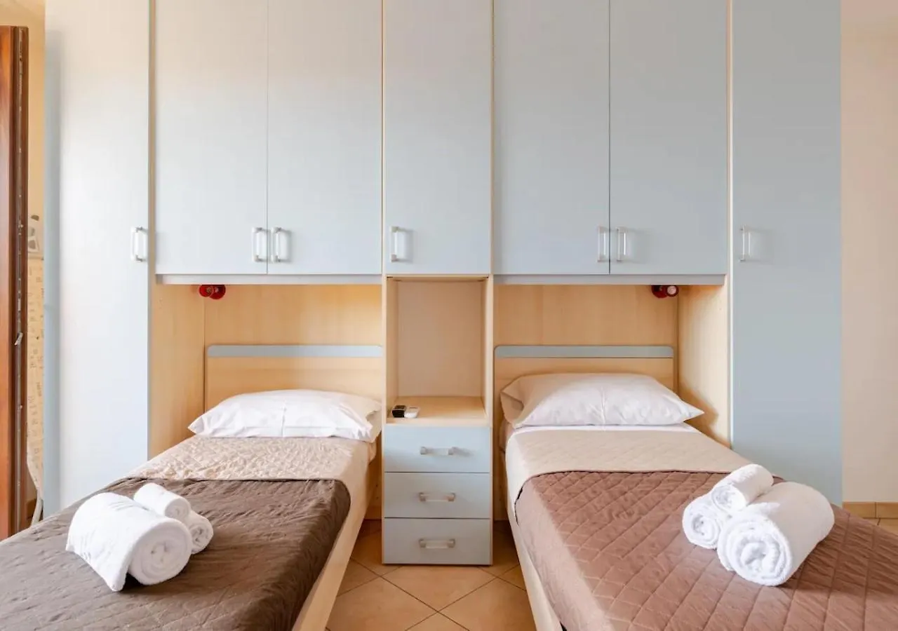Garden Villa - Free Parking, Wi-Fi E Netflix Holiday home Fiumicino