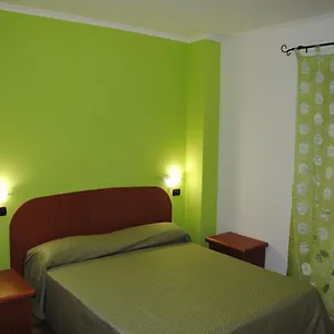 Insula Portus Couette-café